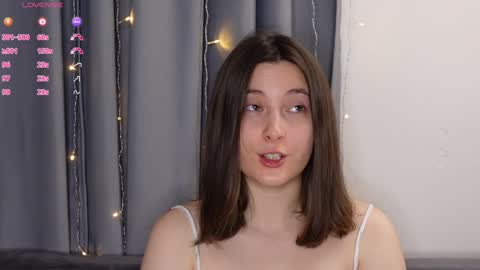 Snapshot of beckymartens chatting on 10.04.25 BeckyMartens come join me on while im offline here online show from 10.04.25