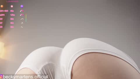 BeckyMartens come join me on    while im offline here  online show from 03.21.26