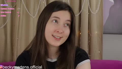 BeckyMartens come join me on    while im offline here  online show from 05.17.26