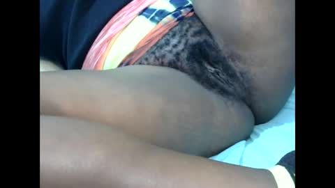 Snapshot of beckyswee chatting on 09.17.25 beckyswee online show from 09.17.25