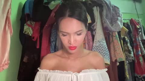 bee_thai online show from 03.14.26