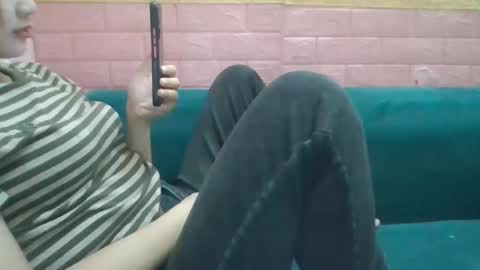 beebaby_xx online show from 10.13.25