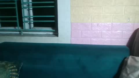 beebaby_xx online show from 12.21.25