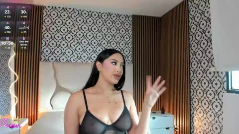 Snapshot of beella_tay1 chatting on 05.18.26 BELLA online show from 05.18.26