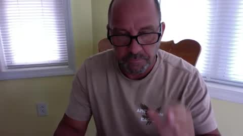 Luckyone online show from 04.23.26