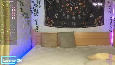 Bekky online show from 10.15.25