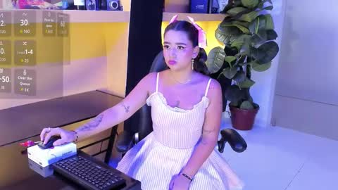 Snapshot of belajones chatting on 09.28.25 Bela online show from 09.28.25