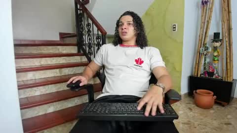 Snapshot of belamiramil chatting on 05.27.26 independent model online show from 05.27.26