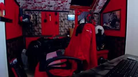 BelatrixDomme online show from 12.19.25