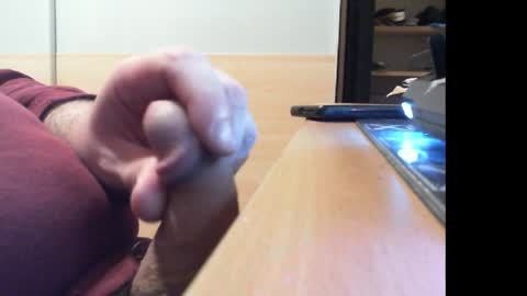 Snapshot of belgianfatcock chatting on 12.18.24 belgianfatcock online show from 12.18.24