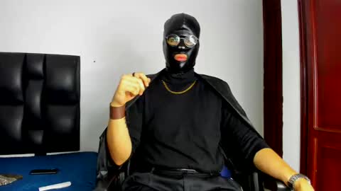 Snapshot of belialcrow666 chatting on 11.08.25 belialcrow666 online show from 11.08.25