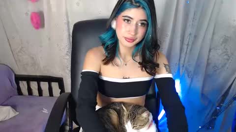 modelo independiente online show from 12.04.24