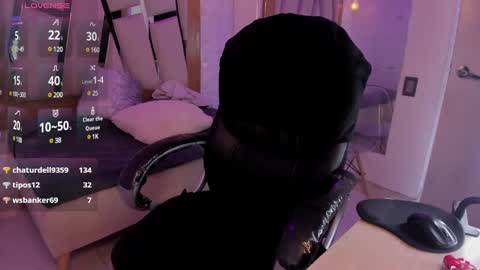 Snapshot of belinda_ws chatting on 01.16.25 Bella online show from 01.16.25