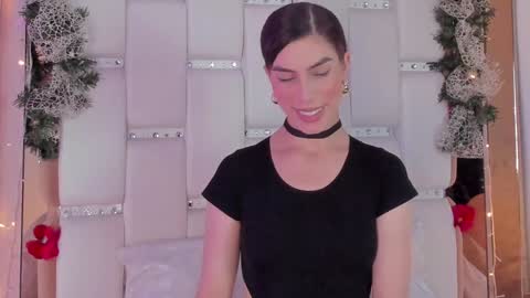 Snapshot of belindareyes chatting on 12.04.24 Bel  online show from 12.04.24