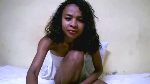 bella193999 online show from 12.05.24