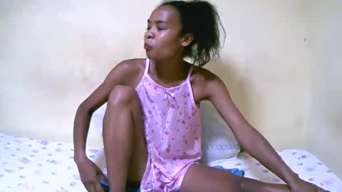 bella193999 online show from 12.16.24