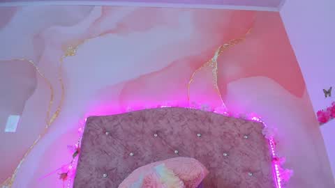 Melanie  online show from 01.27.25