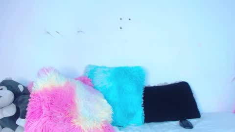 Snapshot of bella_adara1 chatting on 03.11.25 CAMILA online show from 03.11.25