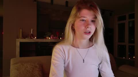 Bella online show from 02.25.25