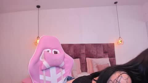 BELLA CLARCK online show from 10.31.25