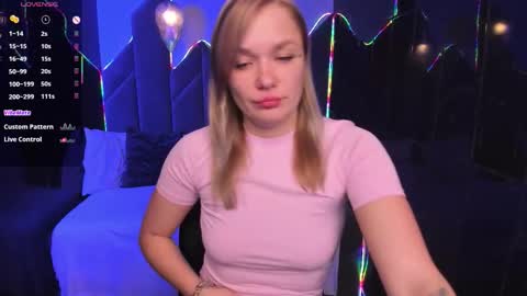 Bella online show from 10.28.25