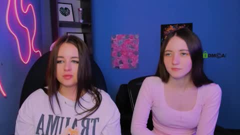 Snapshot of bella_dorn chatting on 03.12.26 Bella online show from 03.12.26