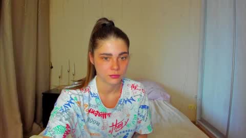 Snapshot of bella_foryou chatting on 01.12.25 NastyaThere are legends that in this room all your wishes can come true  Private is Open online show from 01.12.25
