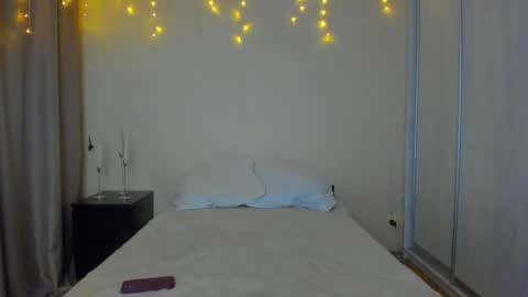 Snapshot of bella_foryou chatting on 01.26.25 NastyaThere are legends that in this room all your wishes can come true  Private is Open online show from 01.26.25