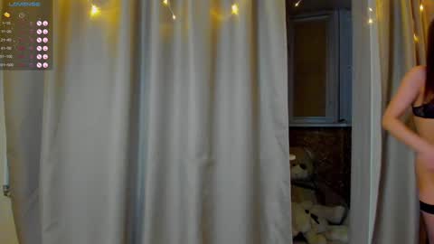 Snapshot of bella_foryou chatting on 02.01.25 NastyaThere are legends that in this room all your wishes can come true  Private is Open online show from 02.01.25