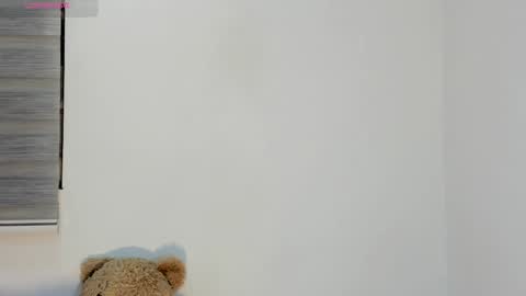 Laura online show from 11.14.25