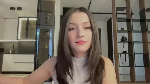 Bella next stream December 2 at 9pm gmt online show from 06.01.26