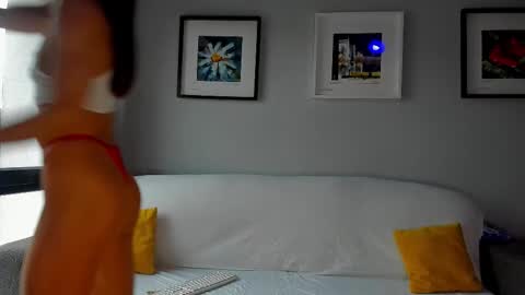 Anna  online show from 09.17.25