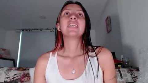 Bella Marlowe online show from 01.19.25