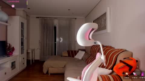 Snapshot of bella_pocahontas3 chatting on 11.06.25 bella_pocahontas3 online show from 11.06.25