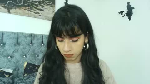 Snapshot of bella_poisonous chatting on 06.20.26 Bella online show from 06.20.26