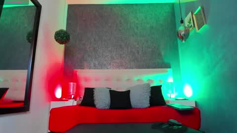     online show from 01.09.25