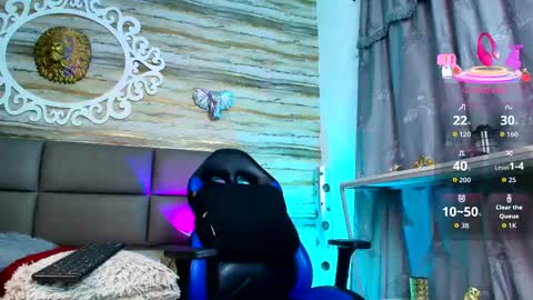     online show from 10.07.25