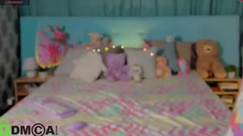 Snapshot of bella_stewartt chatting on 11.03.25 Bella online show from 11.03.25