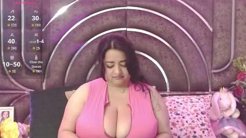 Snapshot of bella_taylor_a chatting on 06.08.26 Bella Taylore online show from 06.08.26