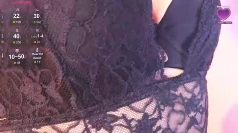 bella_thixx online show from 10.21.25