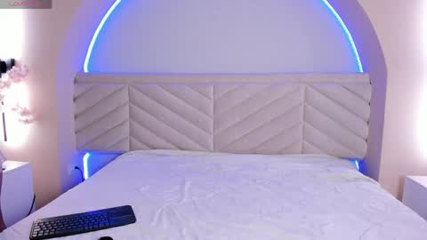 Bella online show from 03.31.26