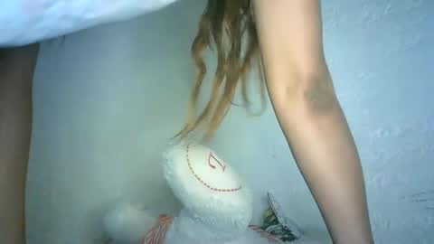 Bella online show from 12.19.24