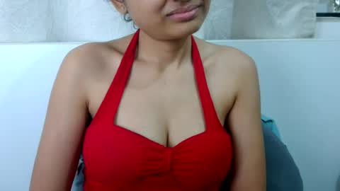 Snapshot of bellacrystall chatting on 07.30.26 bellacrystall online show from 07.30.26