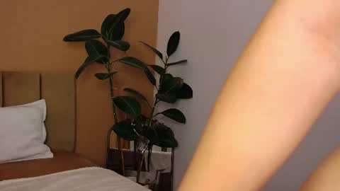 Snapshot of bellahere chatting on 07.14.26 Diana online show from 07.14.26