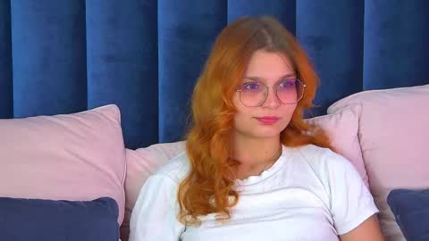 BellaMarebelle online show from 09.26.25