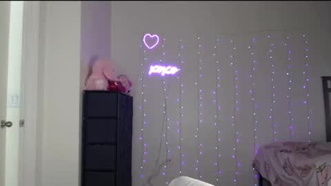 Bella Monroe online show from 01.23.25