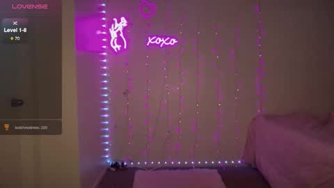 Bella Monroe online show from 03.31.26