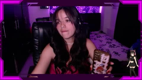 Bella Monteluna online show from 12.19.25