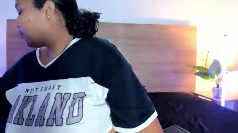 Bella Nix big tits online show from 03.18.26