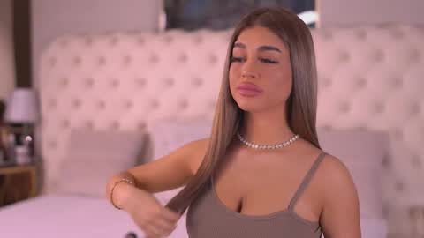 Bella online show from 04.02.26